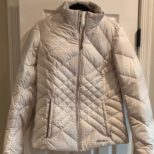 NWOT Eddie Bauer puffer jacket!